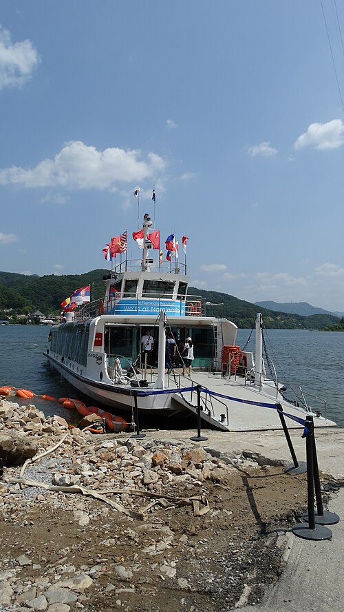 Fayl:남이섬 (2).JPG