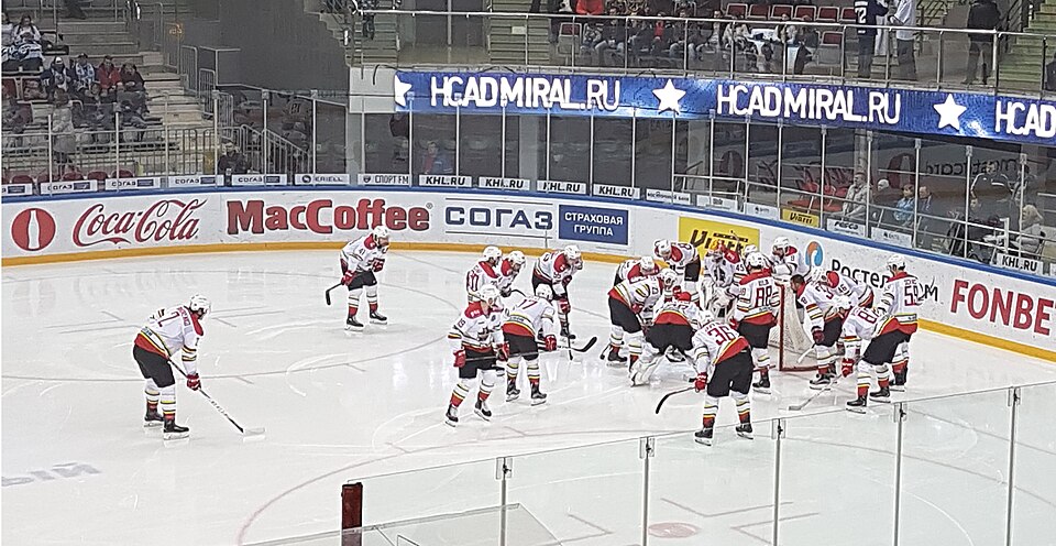 Fayl:Kunlun Red Star 20171229.jpg