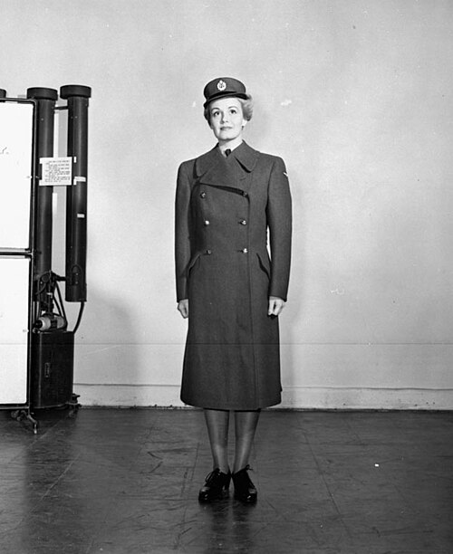 Fayl:RCAF WD Uniform.jpg