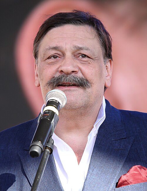 Fayl:Dmitry Nazarov 2019 (cropped).jpg