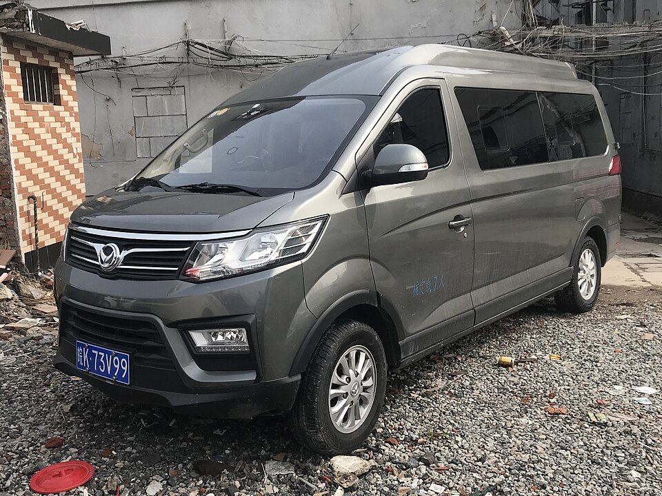 Fayl:Huansu H6 001.jpg