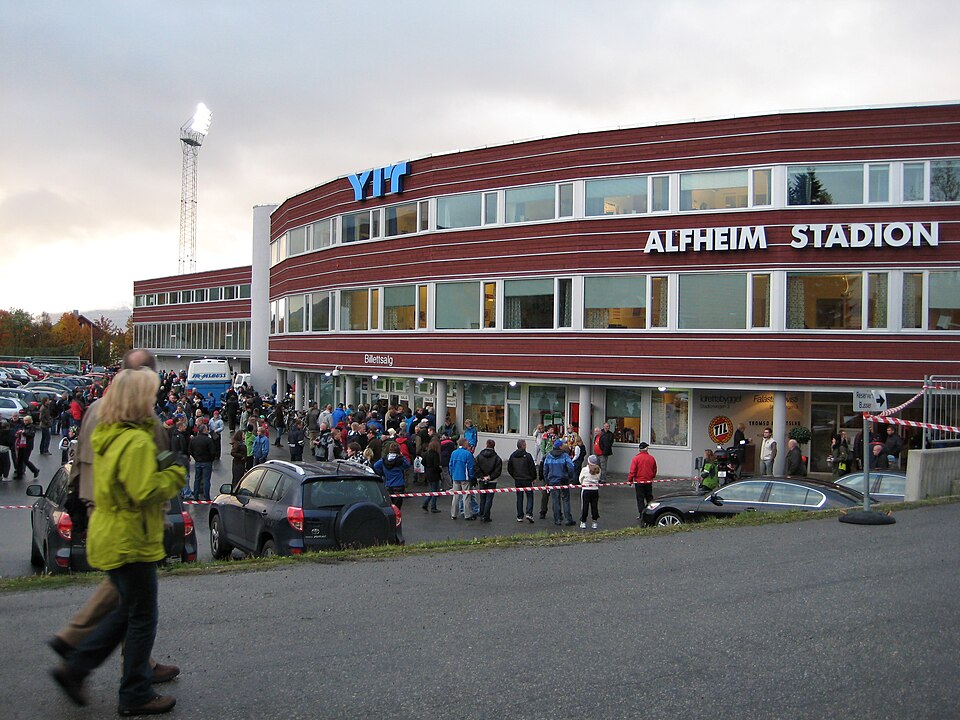 Fayl:Alfheim stadion facade.JPG