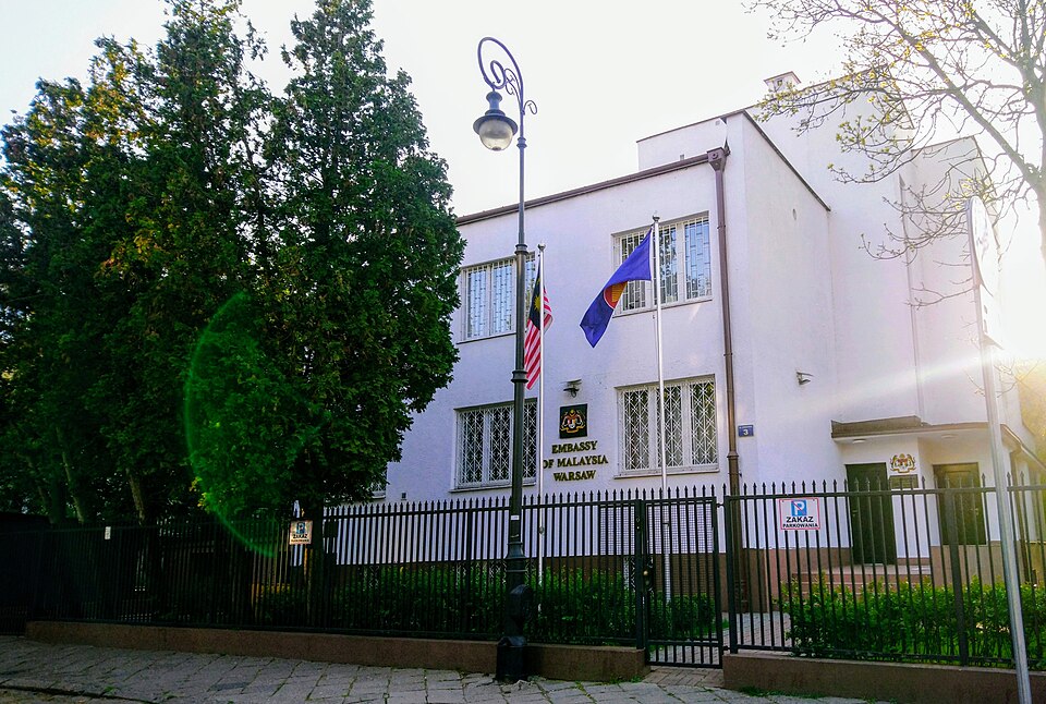 Fayl:Ambasada Malezji w Warszawie.jpg