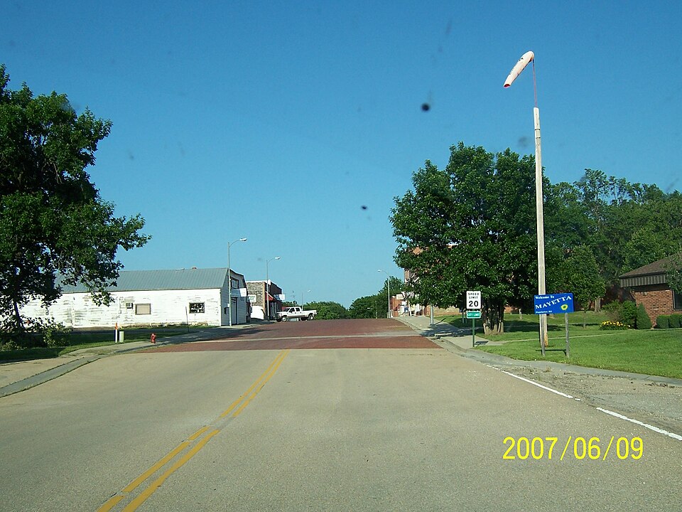 Fayl:Downtown Mayetta, Kansas.jpg