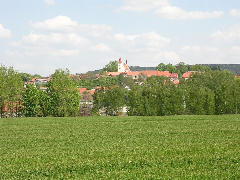 Fayl:Načeradec, od severozápadu (03).jpg