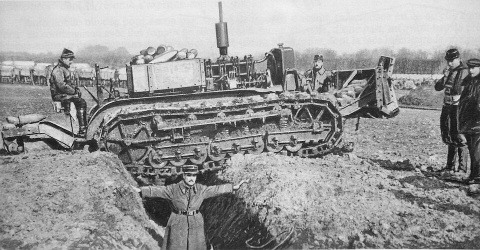 Fayl:Caterpillar experiment 21 Fevrier 1916.jpg