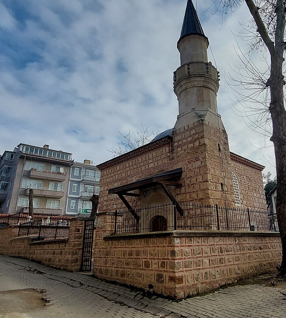 Fayl:Sarıcapaşa Camii 2025c.jpg