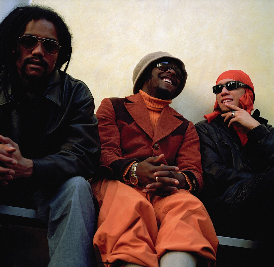 Fayl:Black eyed peas-07.jpg