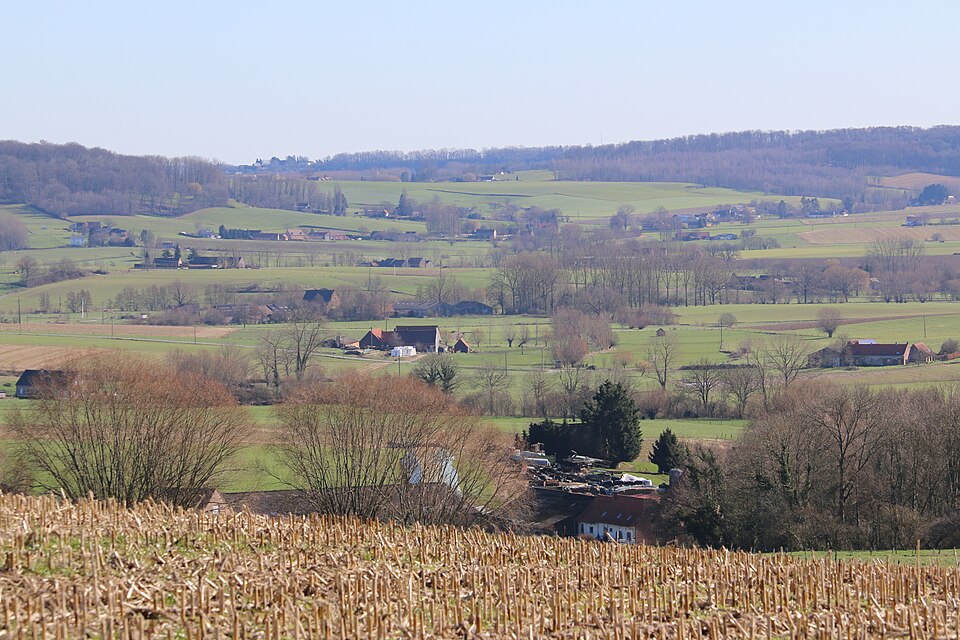 Fayl:Pays des Collines 73.jpg