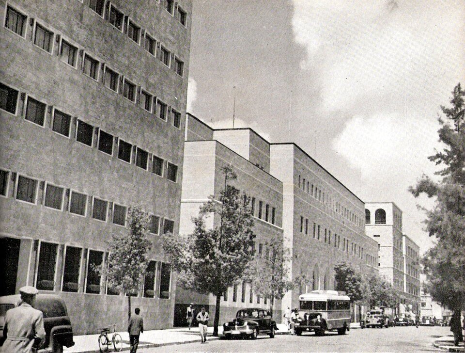 Fayl:Anglo-Palestine Bank.jpg