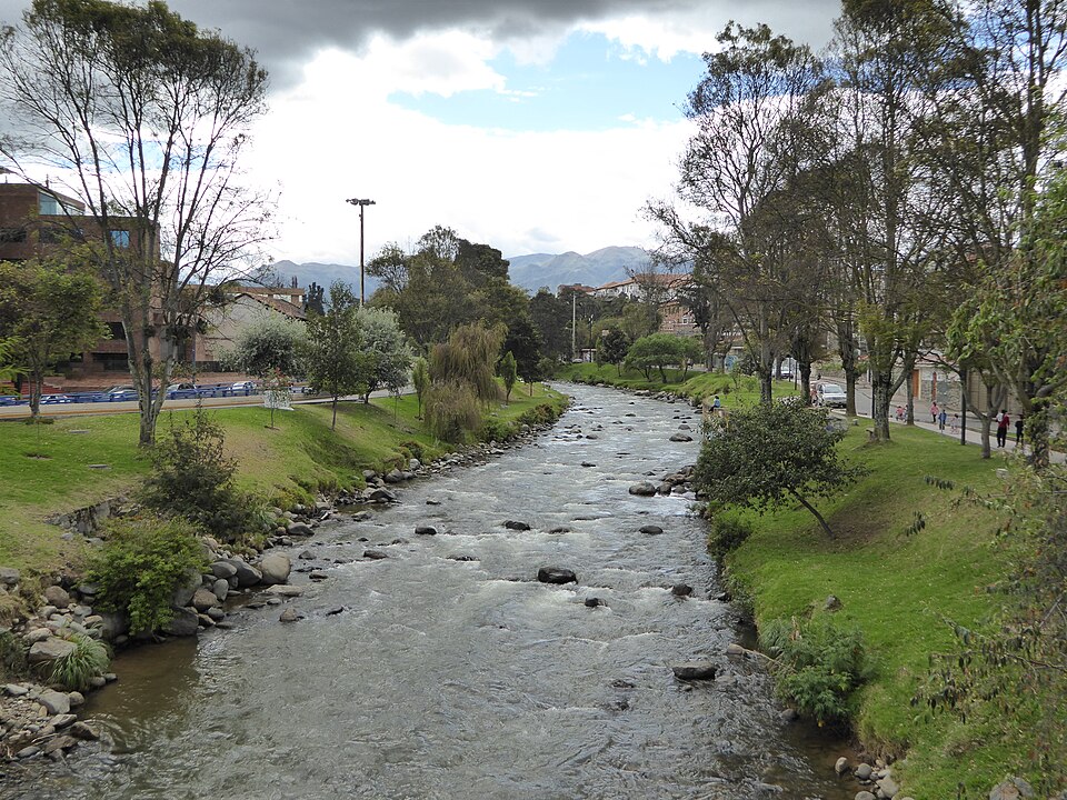 Fayl:Cuenca Ecuador187.JPG