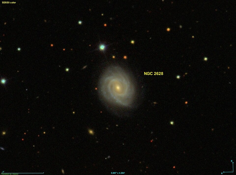 Fayl:NGC 2628 SDSS.jpg