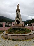 Ulug 'Vatan urushida halok bo'lgan qishloqdoshlariga yodgorlik