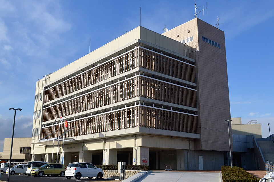 Fayl:Kisosaki Town Office ac (1).jpg