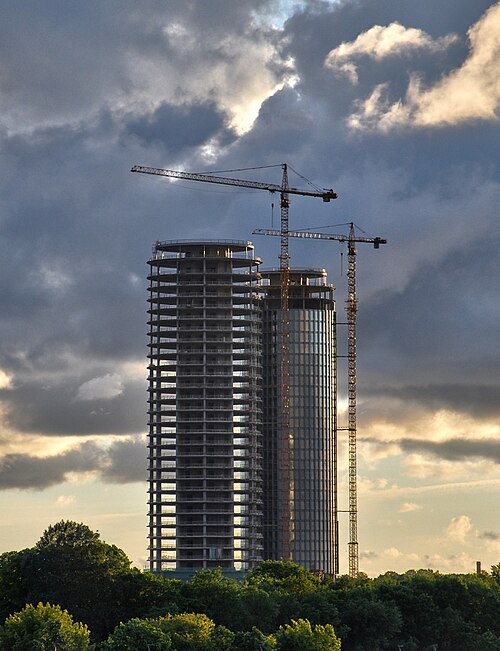 Fayl:Riga Constructions (82409277).jpeg