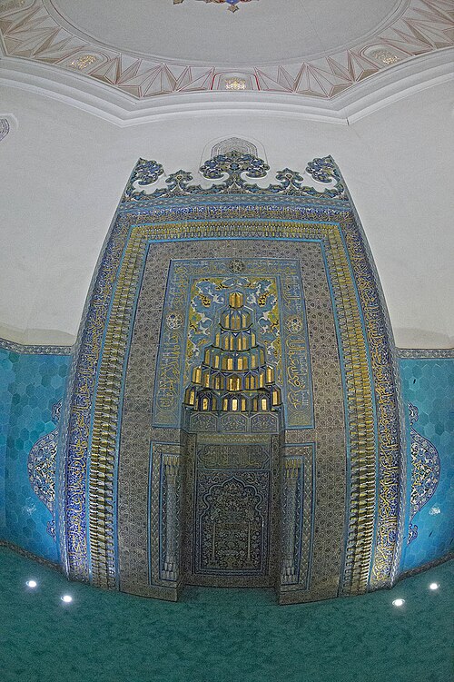 Fayl:Yesil Turbe 7746.jpg