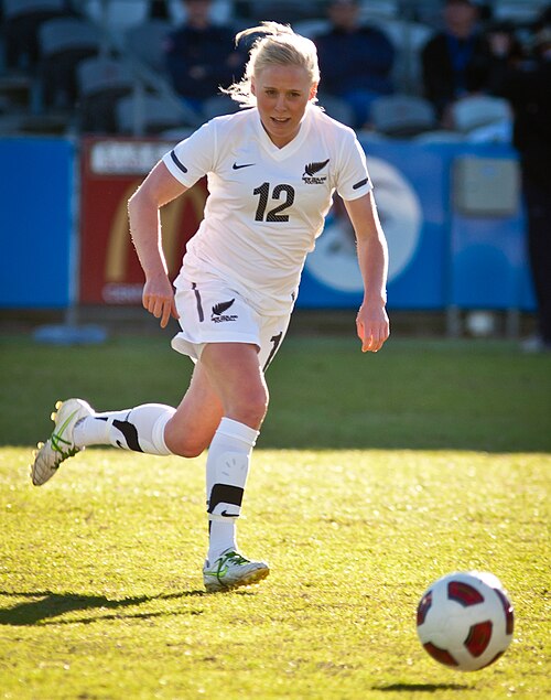 Fayl:Betsy Hassett.jpg