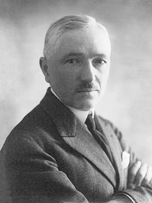 Fayl:Jules Rimet in 1920.jpg