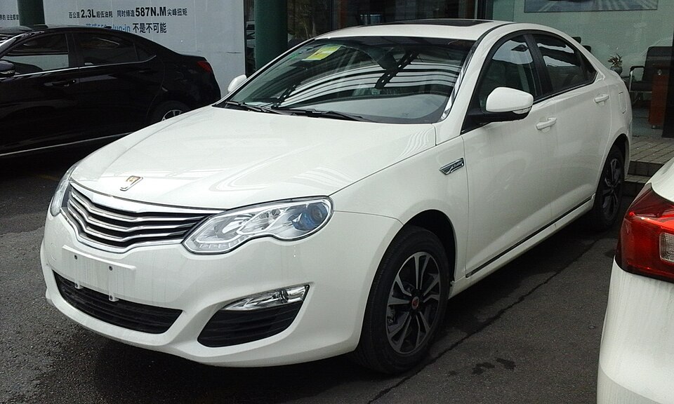 Fayl:Roewe e550 China 2016-04-16.jpg