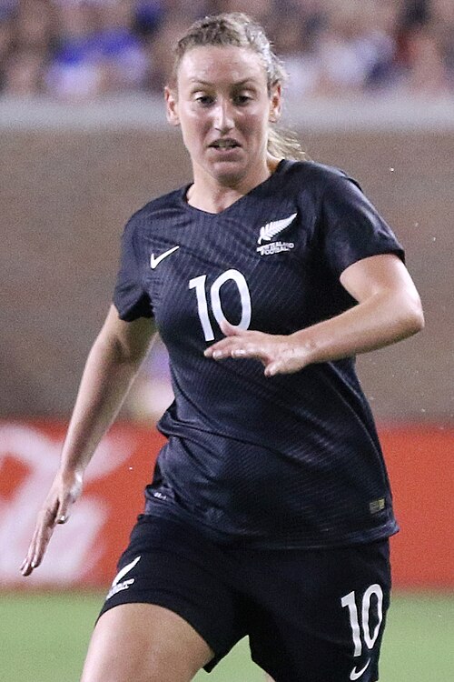 Fayl:Annalie Longo (44771068412) (cropped).jpg