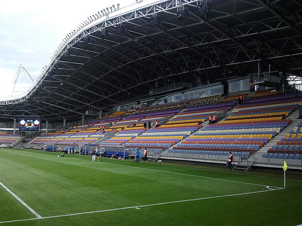Fayl:Borisov-Arena Stands3.jpg