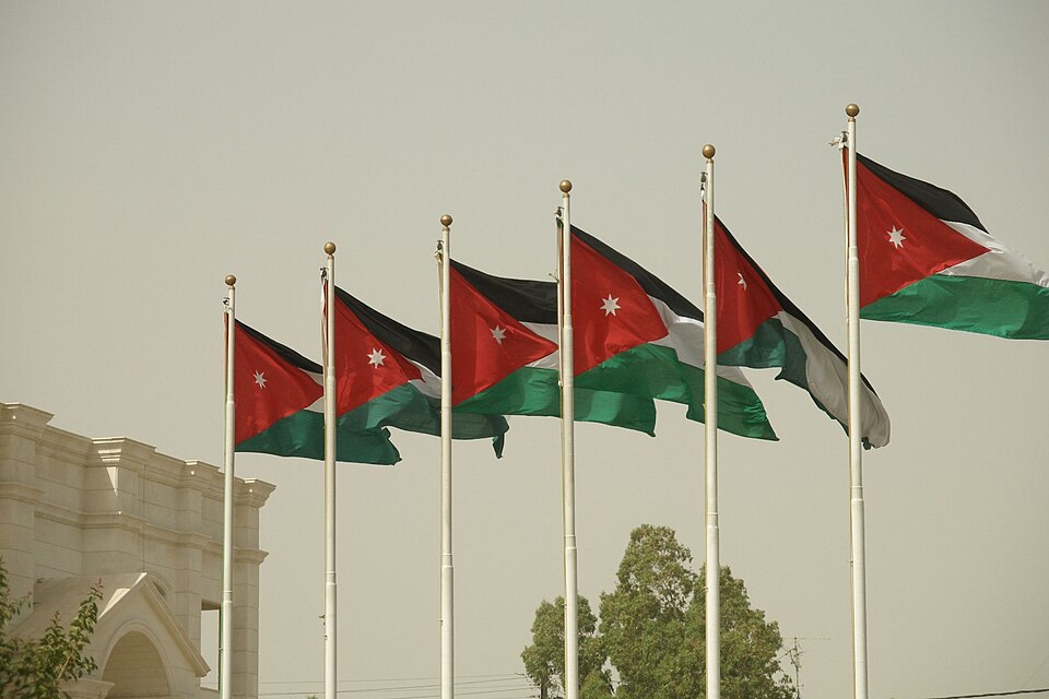 Fayl:Jordan flags.jpg