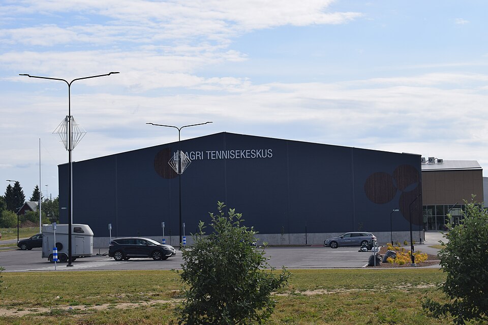 Fayl:Laagri tennisekeskus.jpg