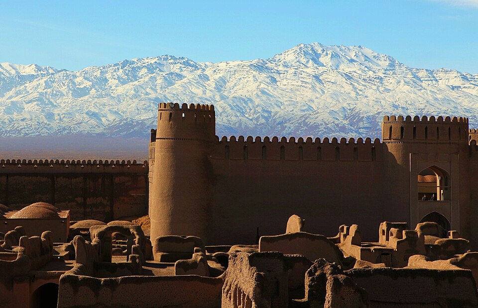 Fayl:Rayen Castle Kerman.jpg