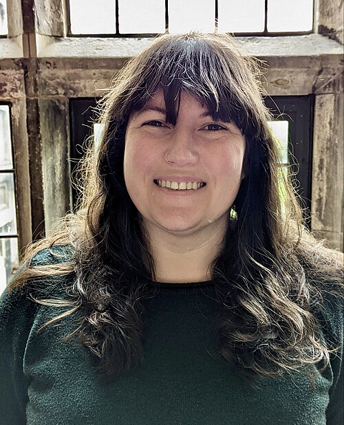 Fayl:Lucy Moore, Wikimedian (cropped).jpg