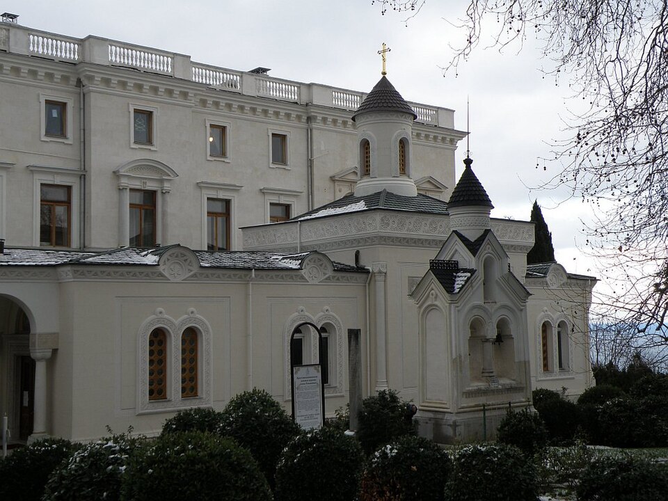 Fayl:Yalta-livadiya-crimea-palace-chapel-1.jpg