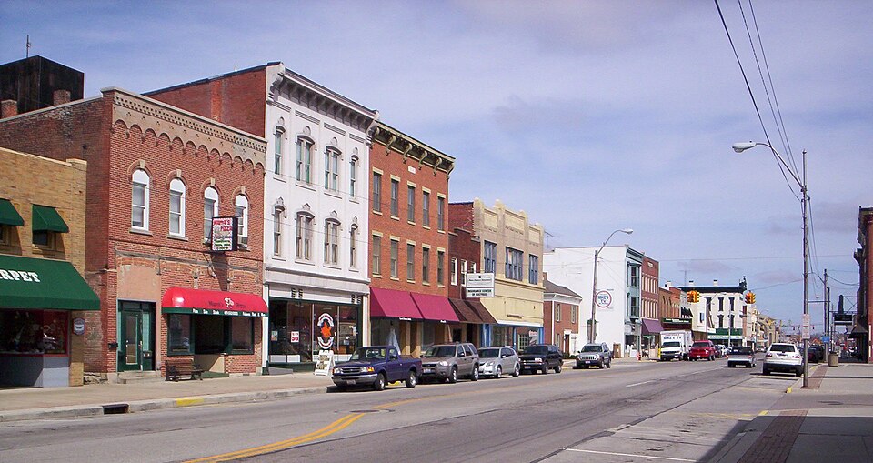 Fayl:Downtown Bucyrus Ohio.JPG