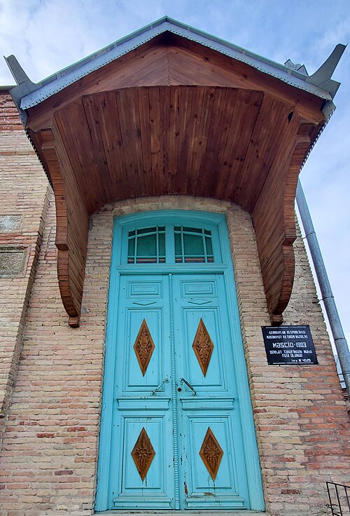 Fayl:Rustov kənd məscidi (5).jpg
