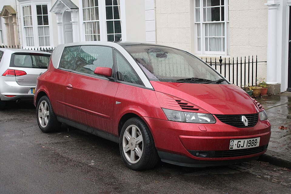 Fayl:2003 Renault Avantime Dynamique (12595044564).jpg