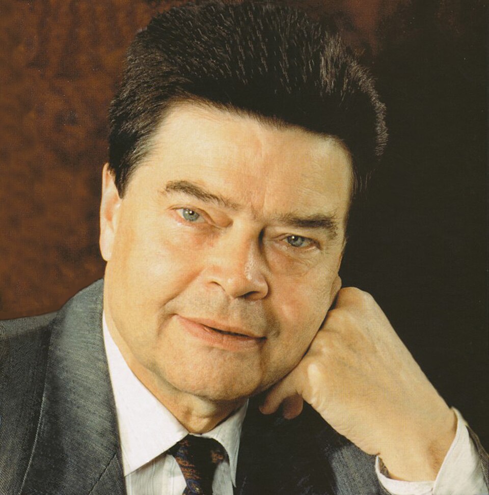Fayl:Boris Pankin.jpg