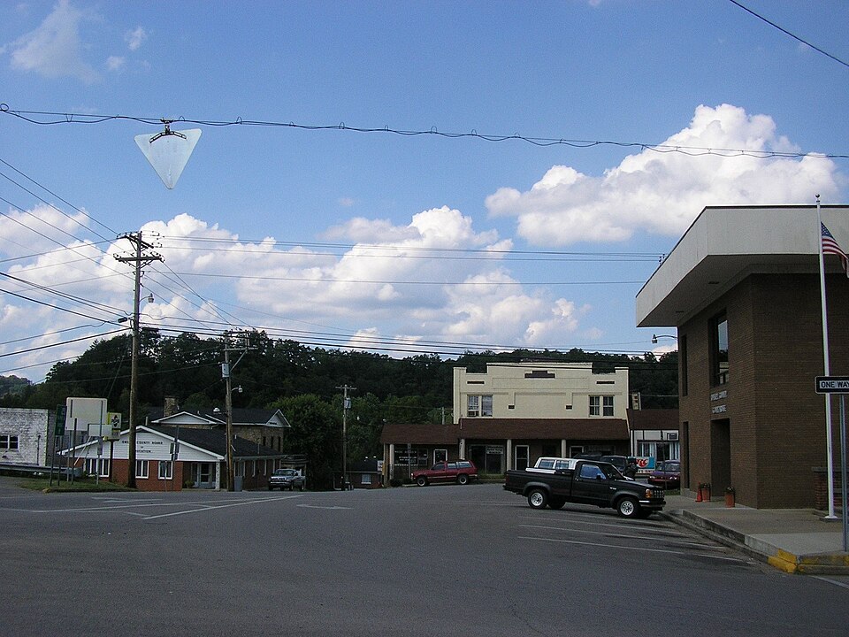 Fayl:Downtown Booneville.jpg