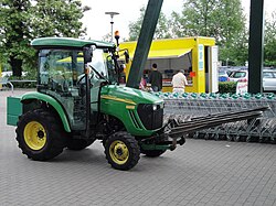 Ixcham traktor
