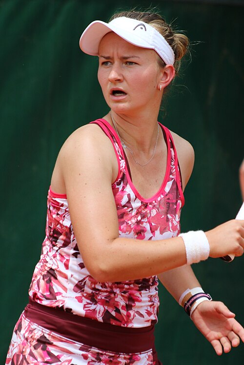 Fayl:Krejcikova RG18 (7) (41168839590).jpg