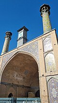 Masjidning minoralari