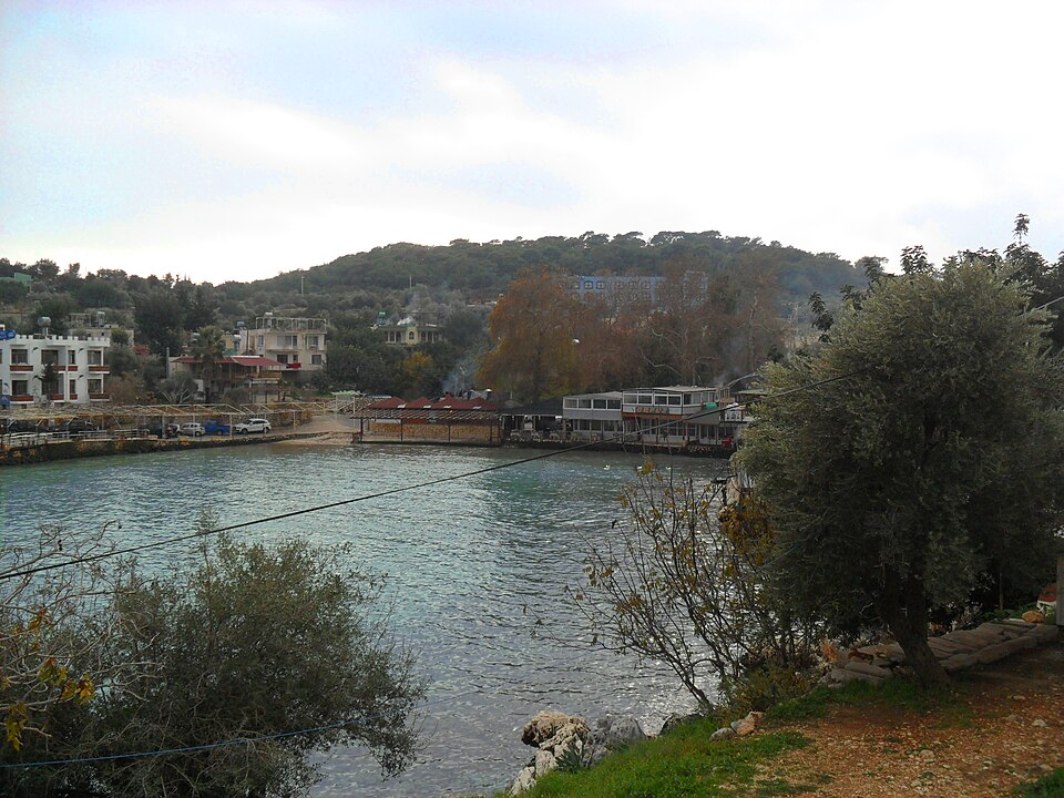 Fayl:Narlıkuyu, Mersin Province, Turkey.JPG