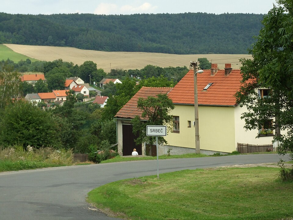 Fayl:Srbeč, příjezd do obce.JPG