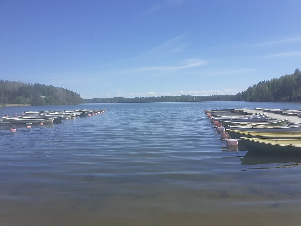 Fayl:Valkjärvi, Nurmijärvi.jpg