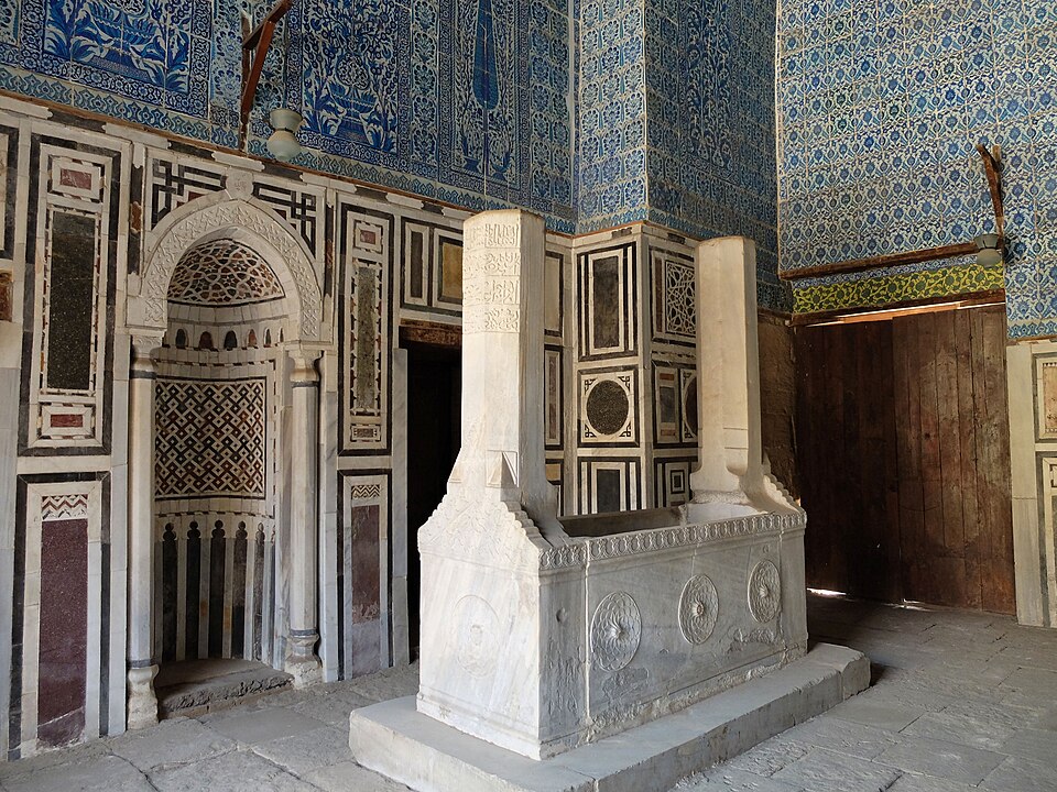 Fayl:Aqsunqur Mosque DSCF8257.jpg