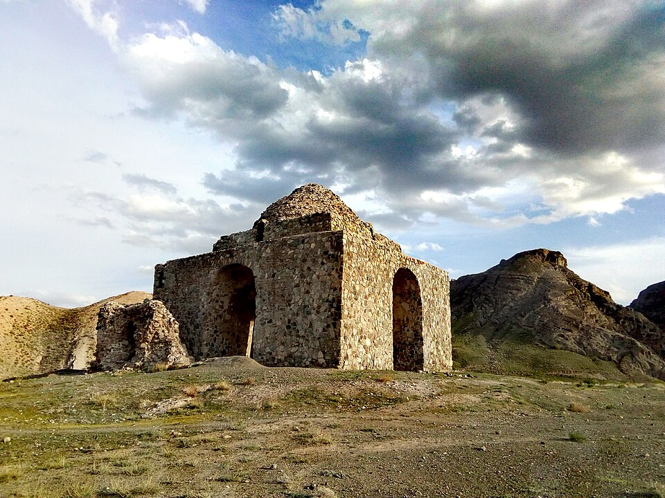 Fayl:Baze Hoor fire temple.jpg