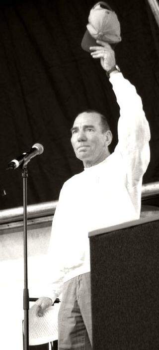 Fayl:Pete Postlethwaite.JPG
