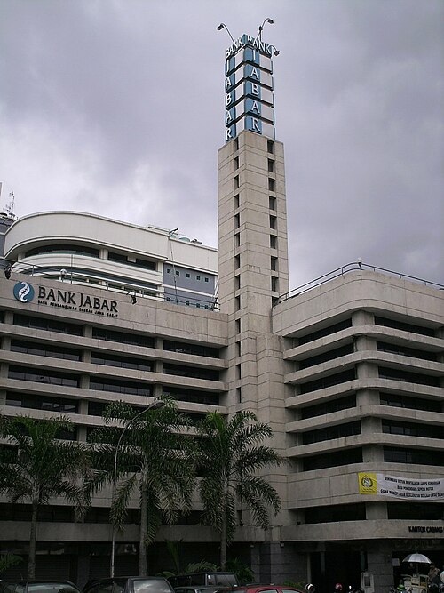 Fayl:Bank Jabar Bandung 2.jpg