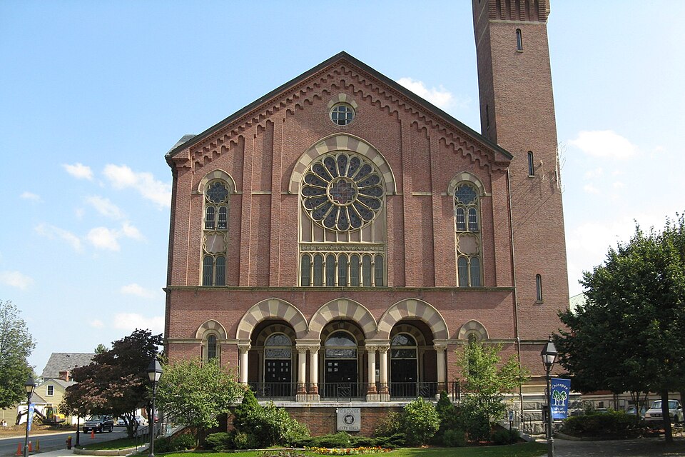 Fayl:City Hall, Chicopee MA.jpg