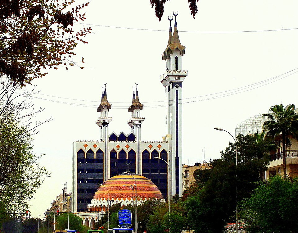 Fayl:Rahman mosque.jpg