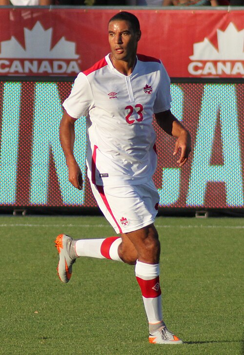 Fayl:Tesho Akindele (18283513644).jpg