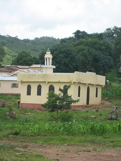 Fayl:Togo Mosque.jpg