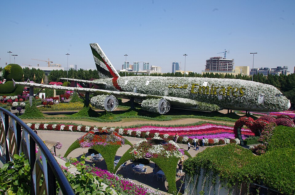 Fayl:VAE-dubai-miracle-05.jpg